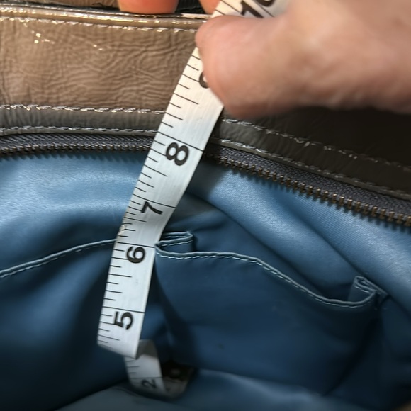 Coach patent purse - Picture 8 of 9